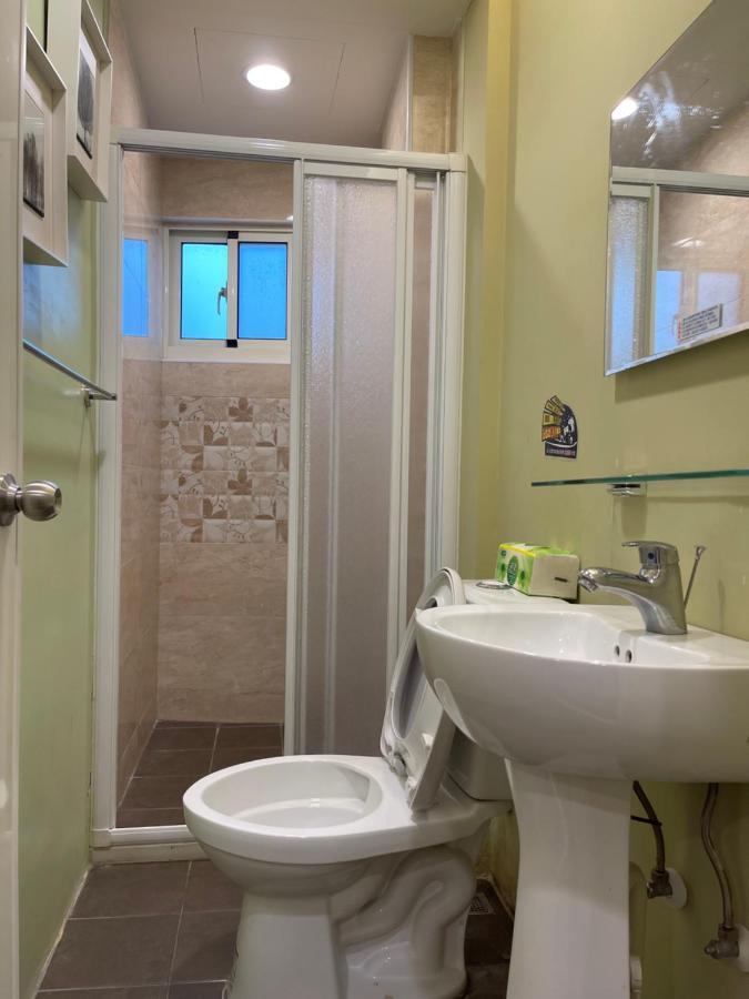 逢甲柏斯青年旅棧 Apartment Тайджун Екстериор снимка