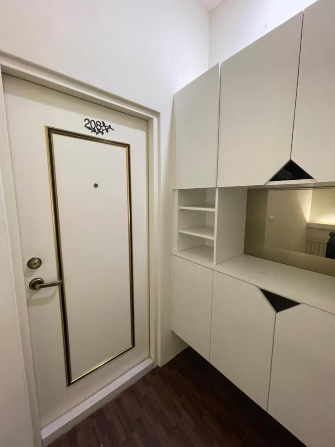 逢甲柏斯青年旅棧 Apartment Тайджун Екстериор снимка
