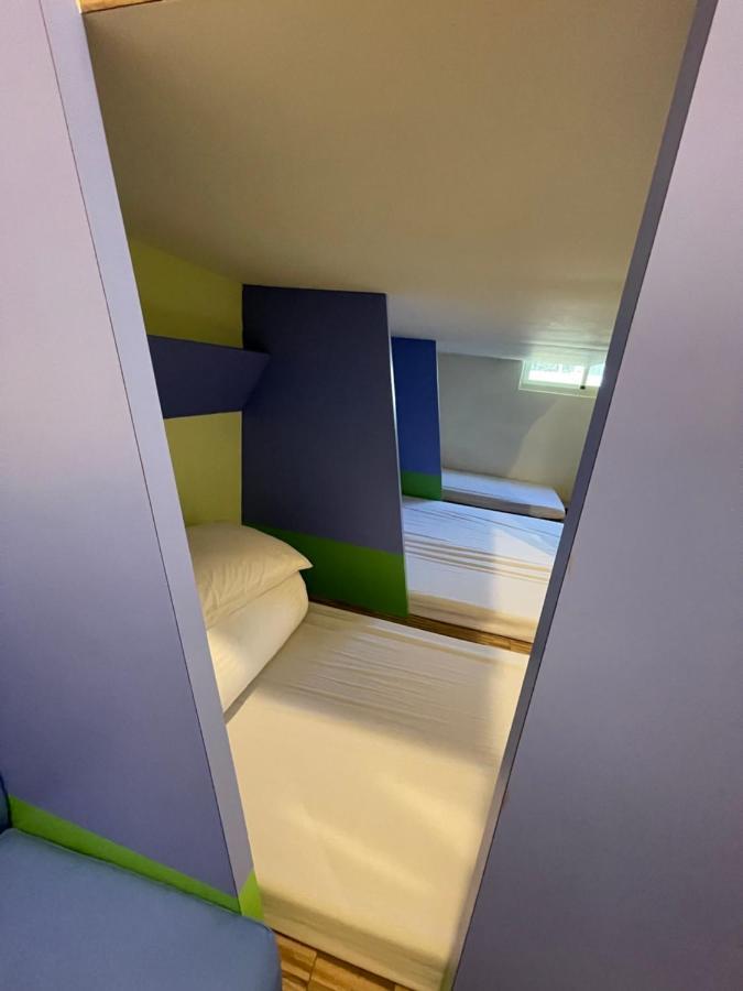 逢甲柏斯青年旅棧 Apartment Тайджун Екстериор снимка