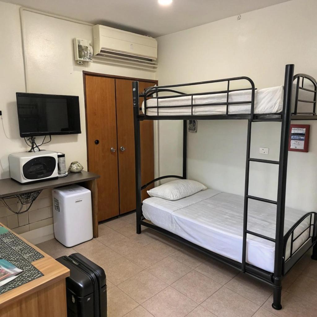逢甲柏斯青年旅棧 Apartment Тайджун Екстериор снимка