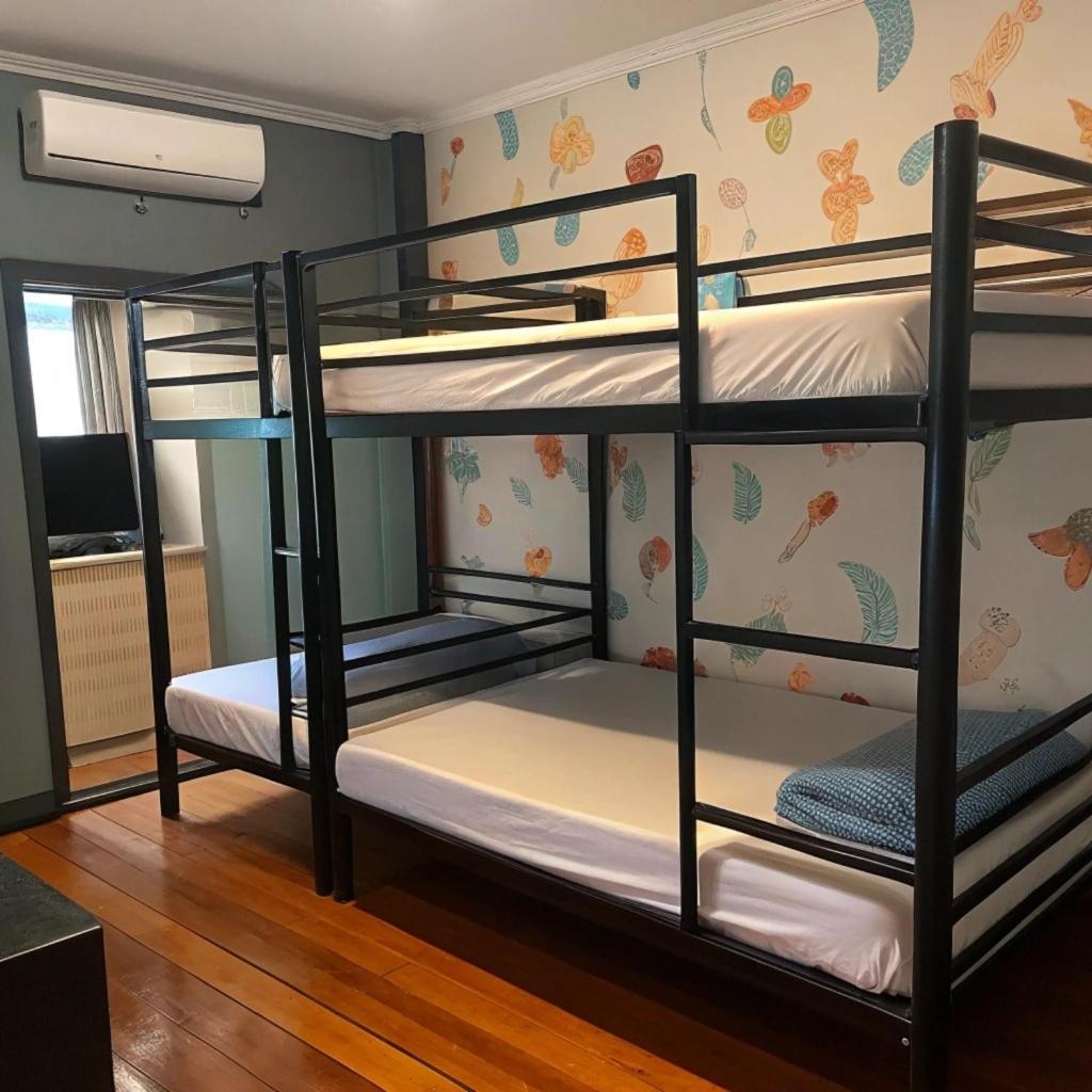 逢甲柏斯青年旅棧 Apartment Тайджун Екстериор снимка