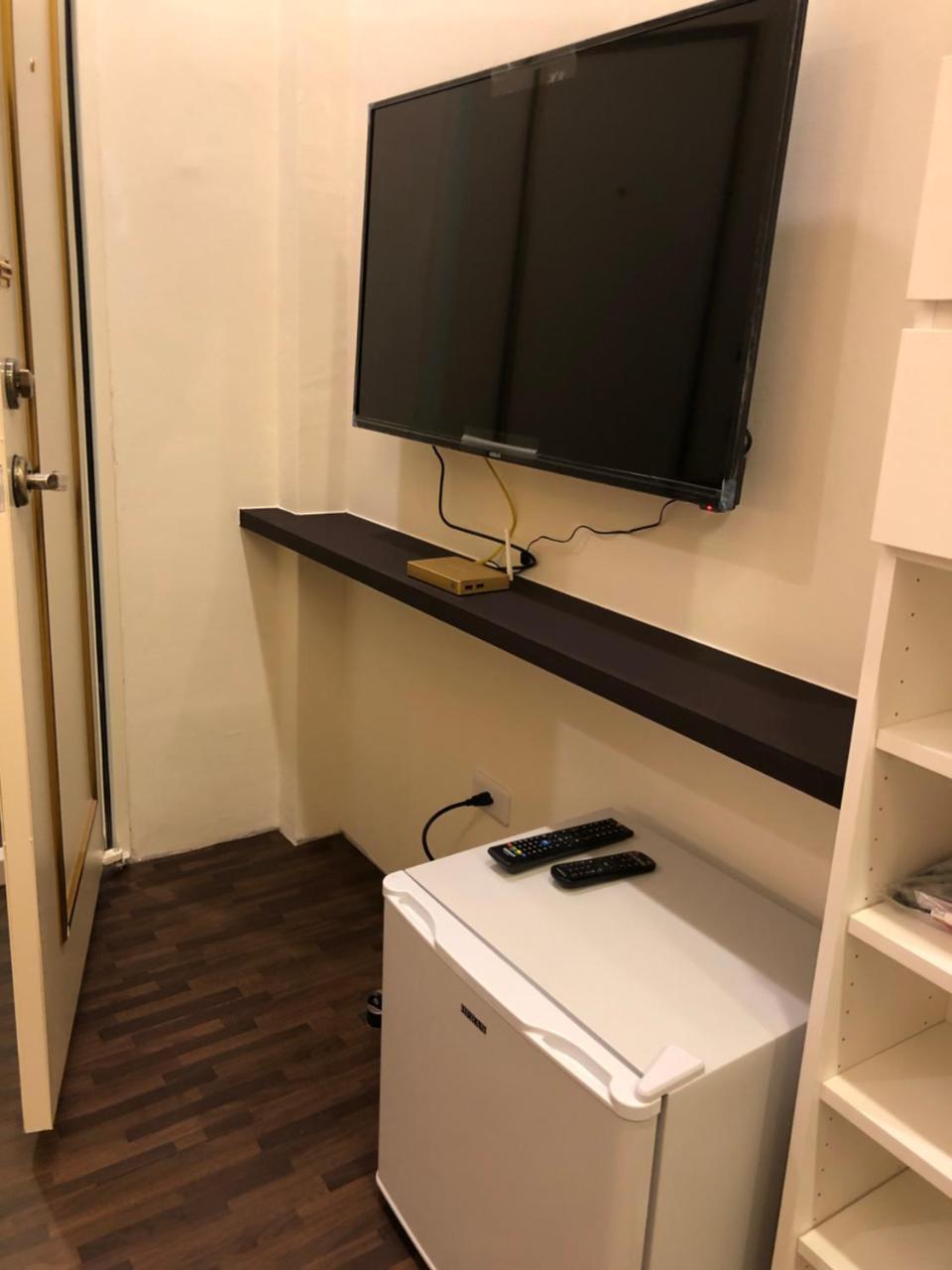 逢甲柏斯青年旅棧 Apartment Тайджун Екстериор снимка